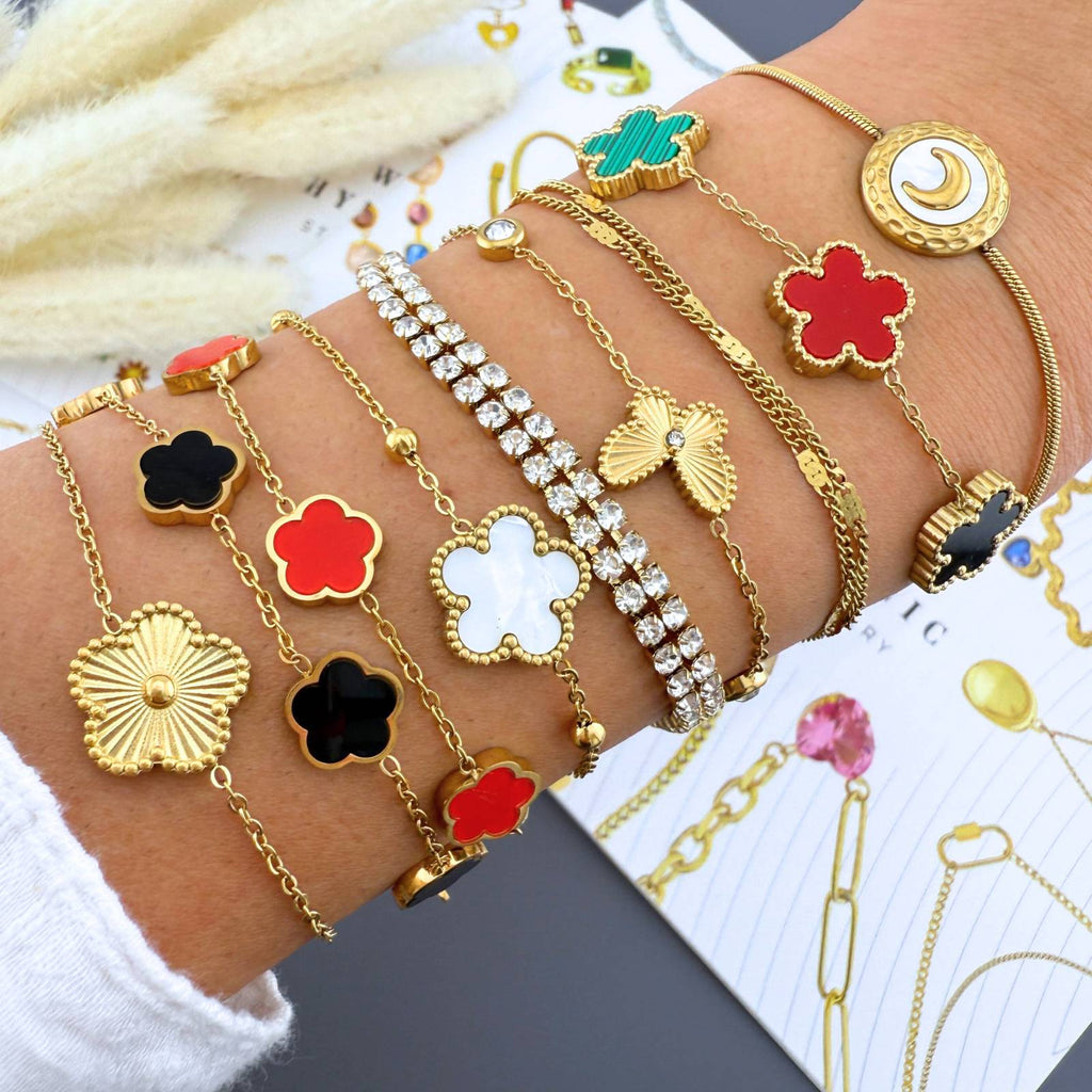 Black flower meadow 18k gold plated bracelet